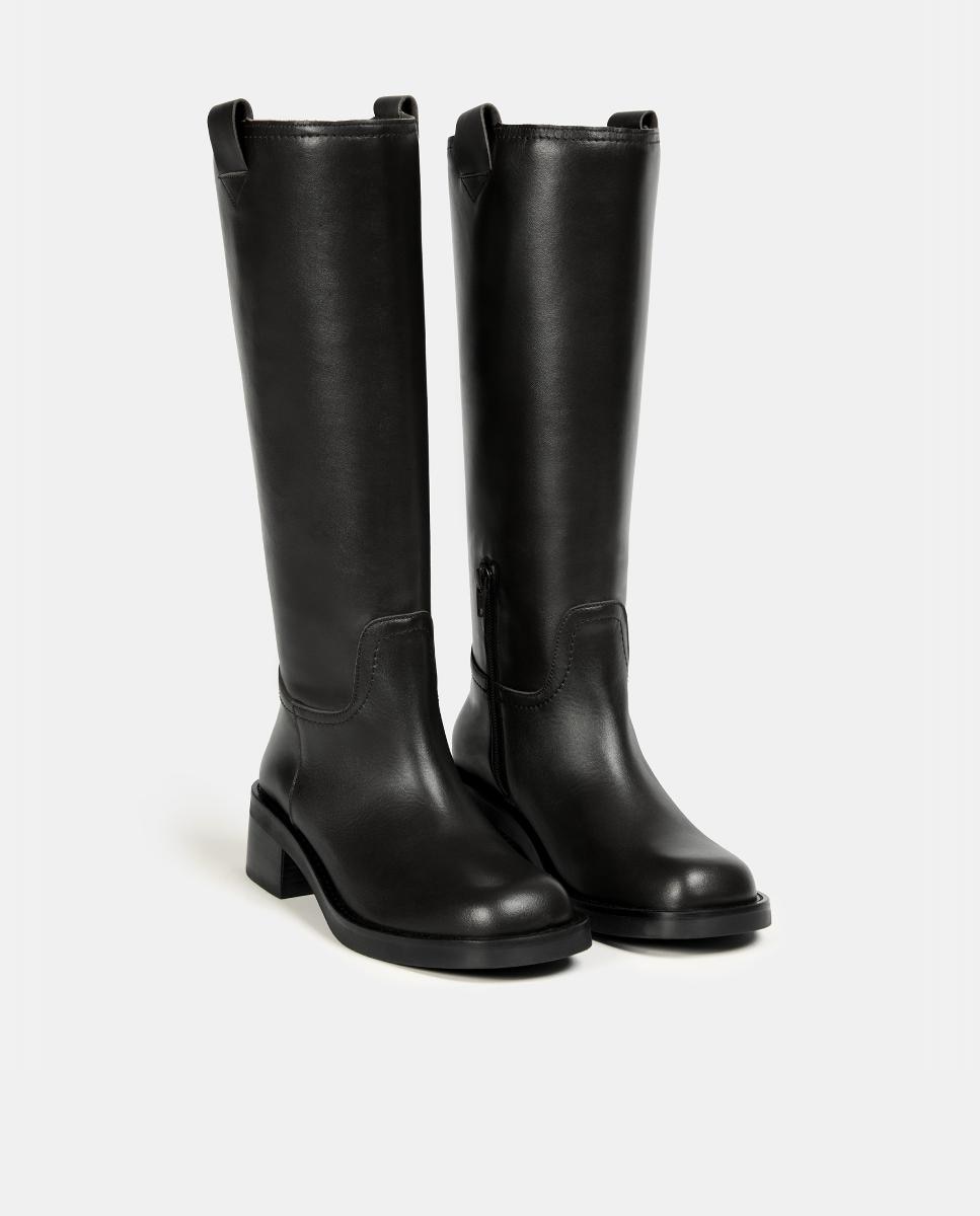 Botas Lisas em Pele Preto-2