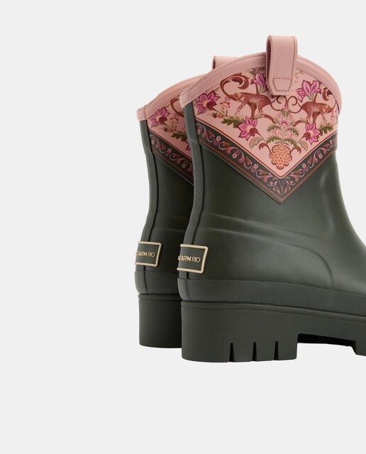 10 Botas De Agua De Todos Los Estilos Perfectas Para Los Días De Lluvia