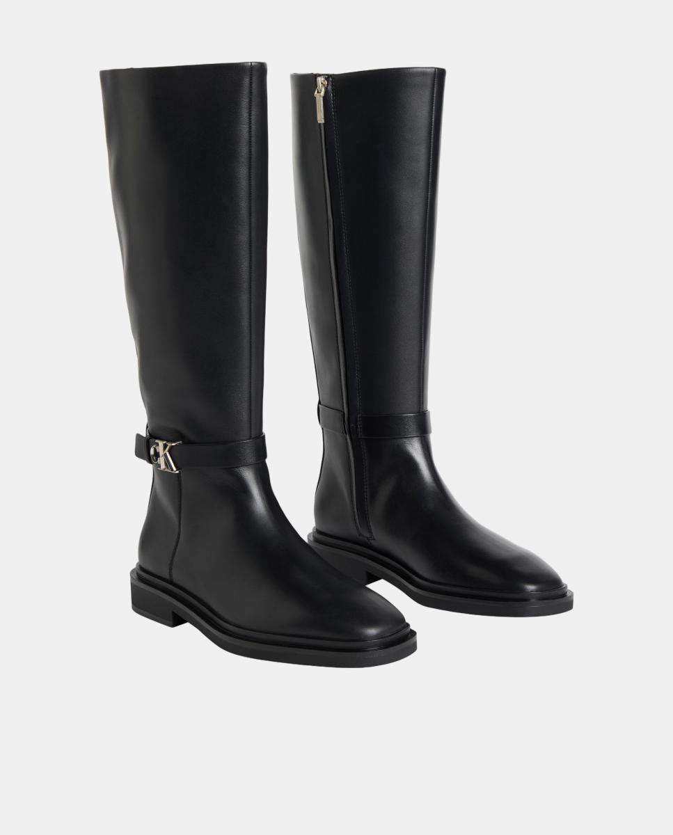 Botas Rasas em Pele Preto-2