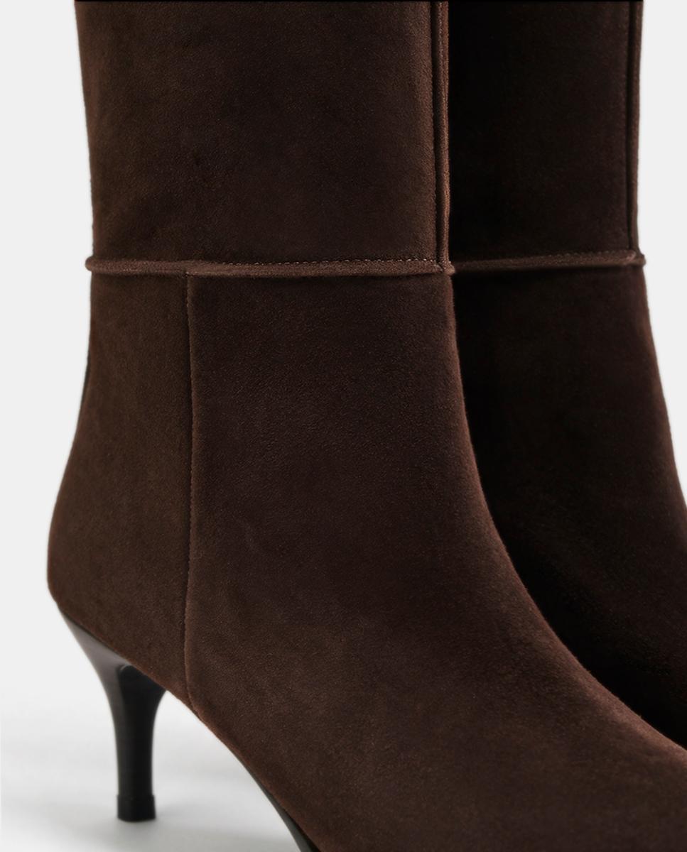 Botas de Salto Baixo e Camurça Castanho-chocolate-4