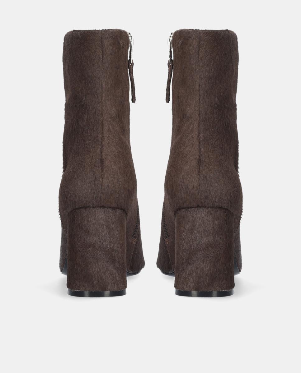 Botins em Pele com Salto de Bloco Castanho-4