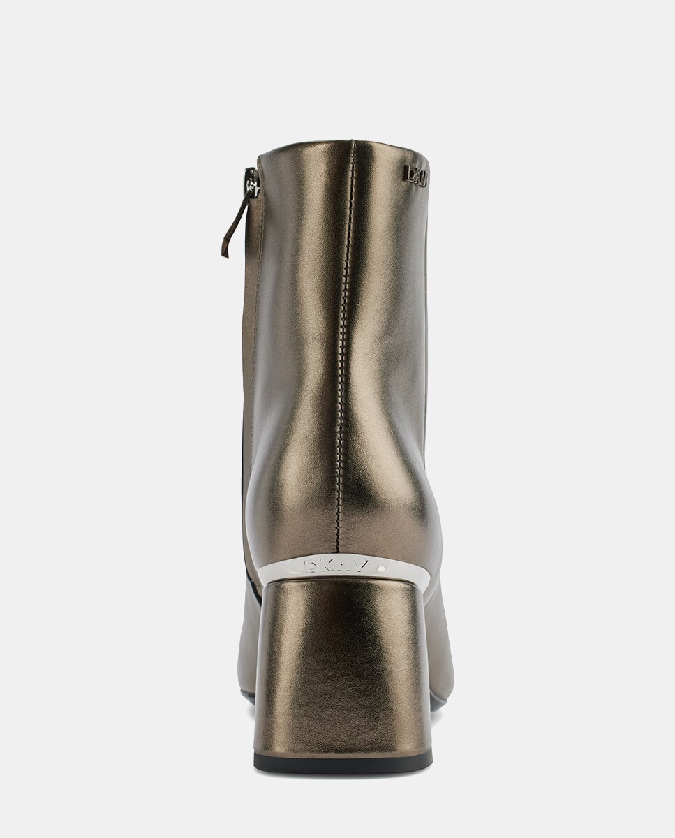Botins com Salto de Bloco e Biqueira Redonda Prata-5
