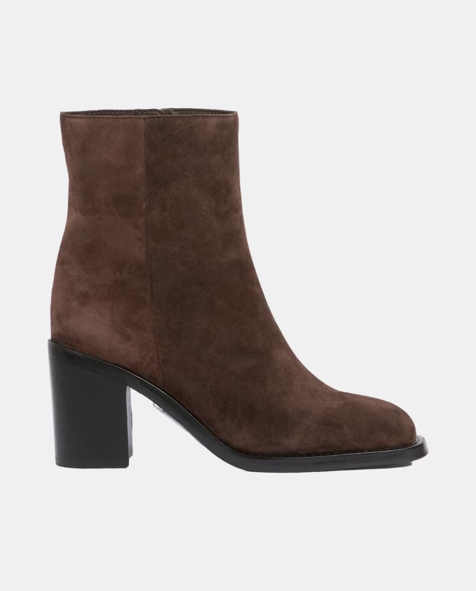Imagen 0 de Botines para mujer  de piel con tacón de 7 cm Marrón chocolate
