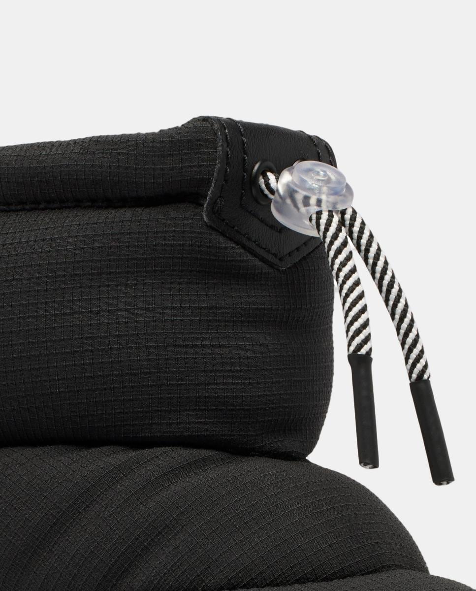 Botas Impermeáveis com Efeito Puffy Preto-9