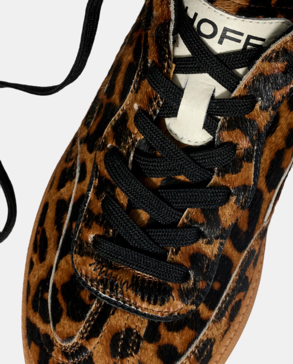 Sapatilhas Baixas em Pele com Sola de Borracha Castanho-3