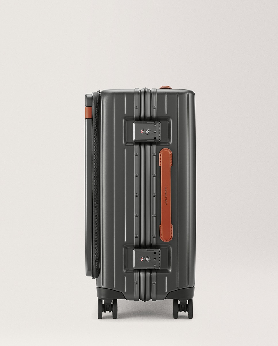 Maleta de cabina The Carry-on X trolley con bolsillo frontal - Carl Friedrik - Gris Gris-3