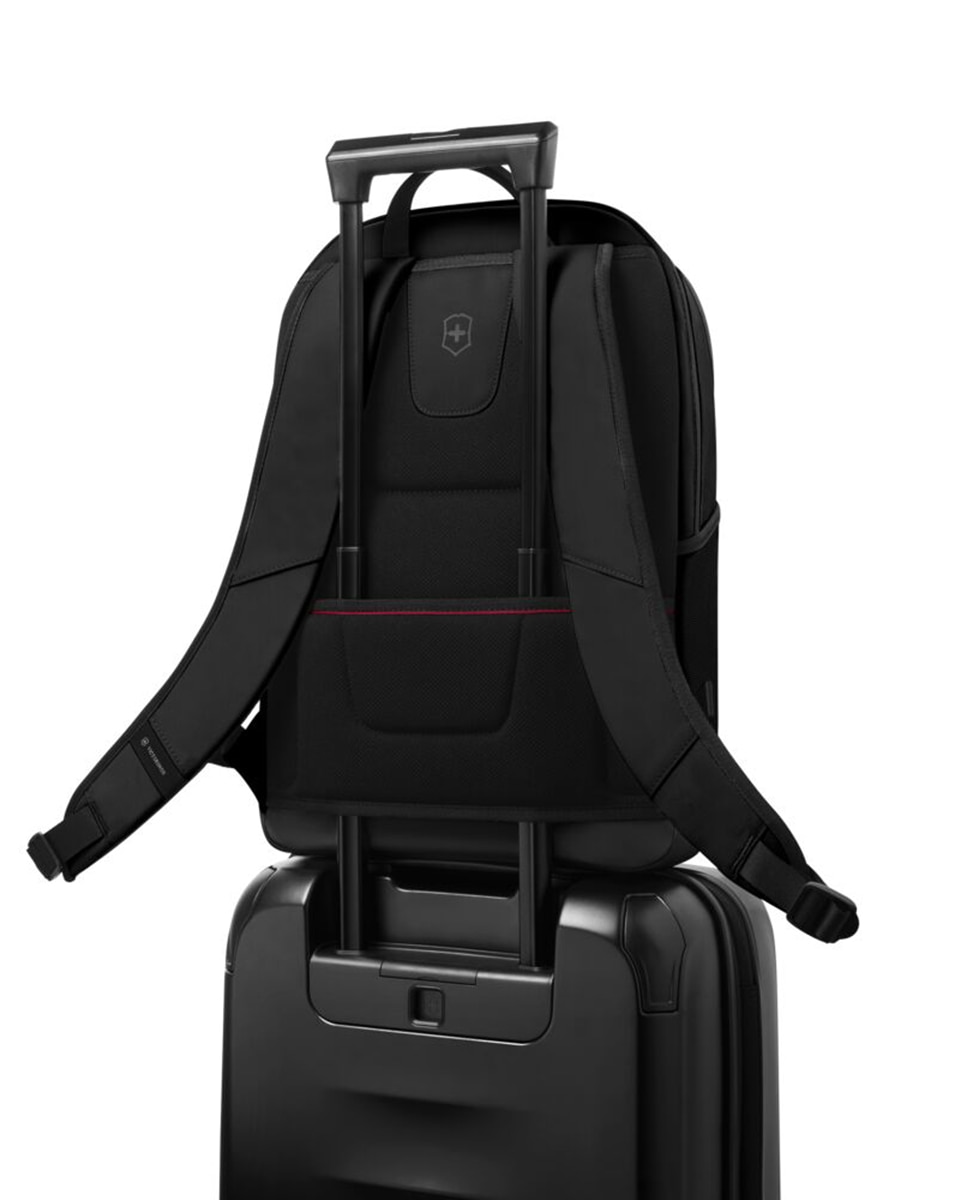 Mochila Pequena 20 Litros de Poliéster Compact Preto-7