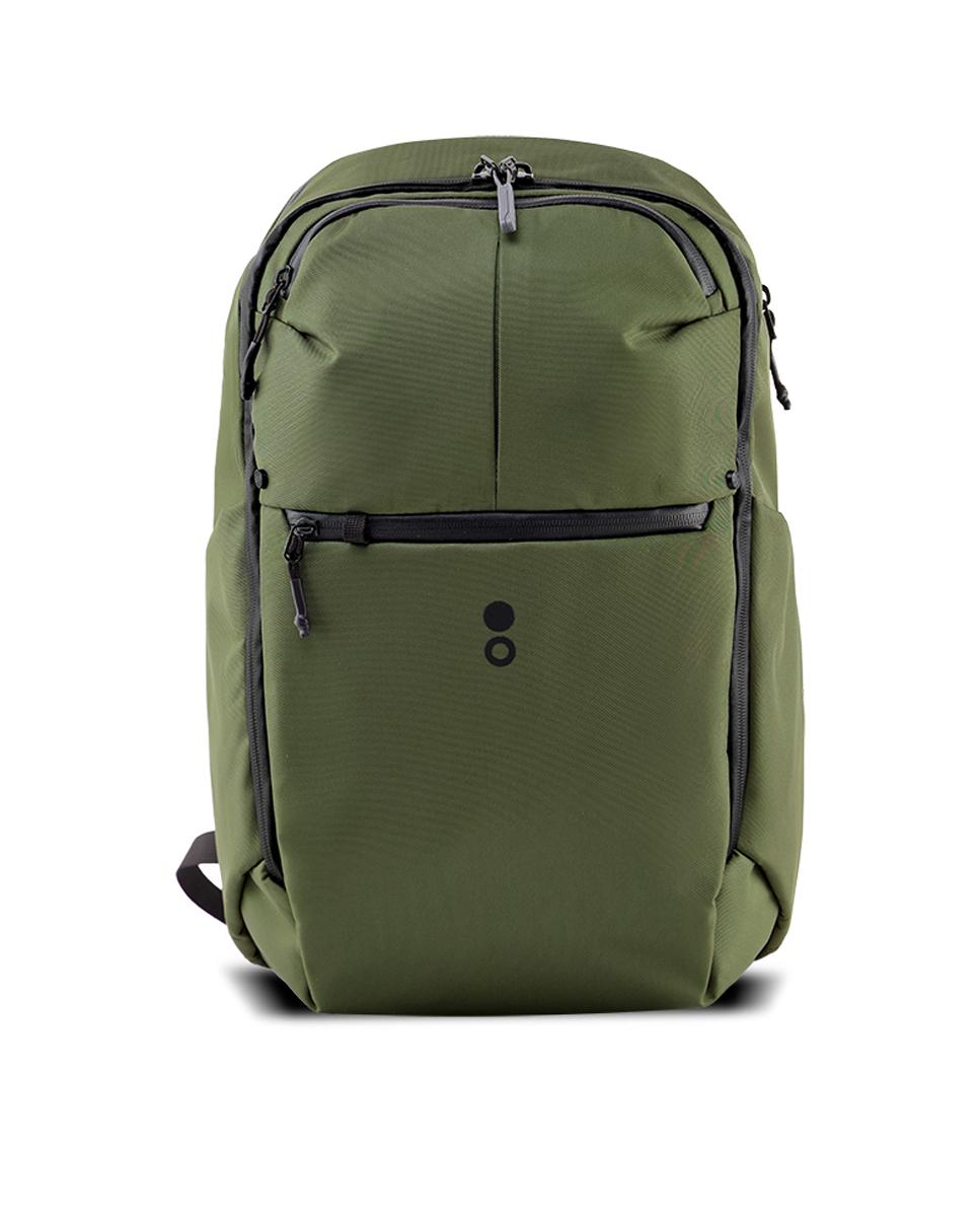 Imagen 1 de MOCHILLA DAYTRIPPER 22L PET RECICLADO Verde militar