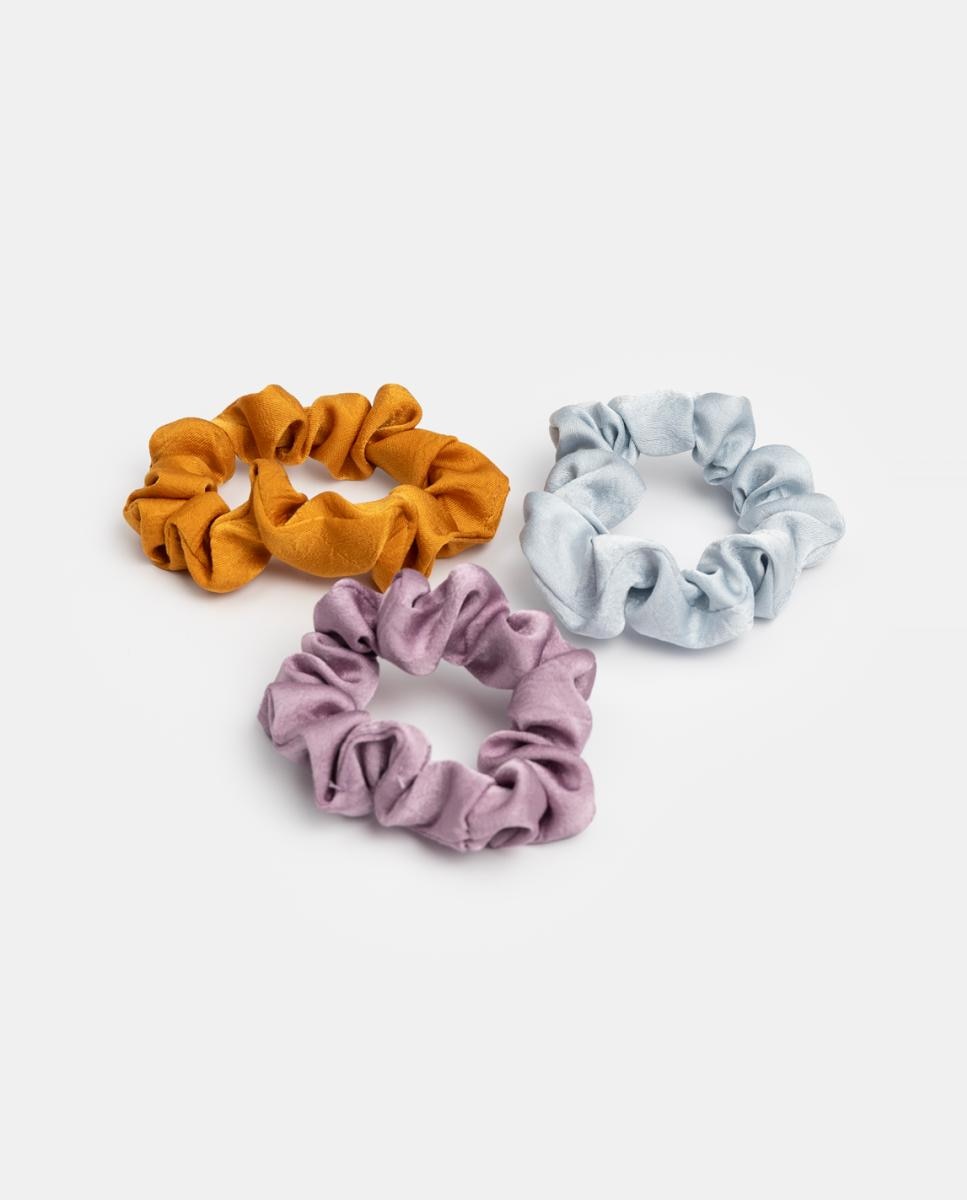 Imagem 0 de Conjunto de 3 Elásticos Scrunchie de Cetim Pequenos