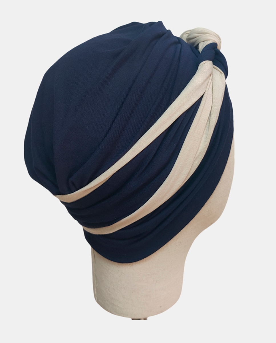 Turbante com Trança à Frente e Padrão Espinha de Peixe - Caqui/Cru Azul-marinho-4