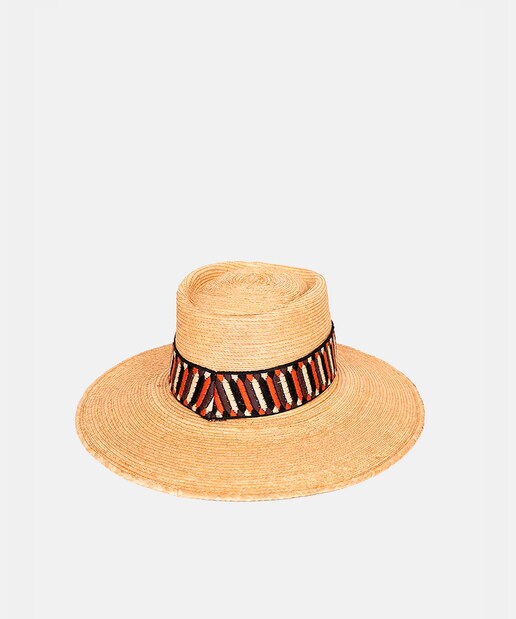 Sombrero con fibra de paja de palma