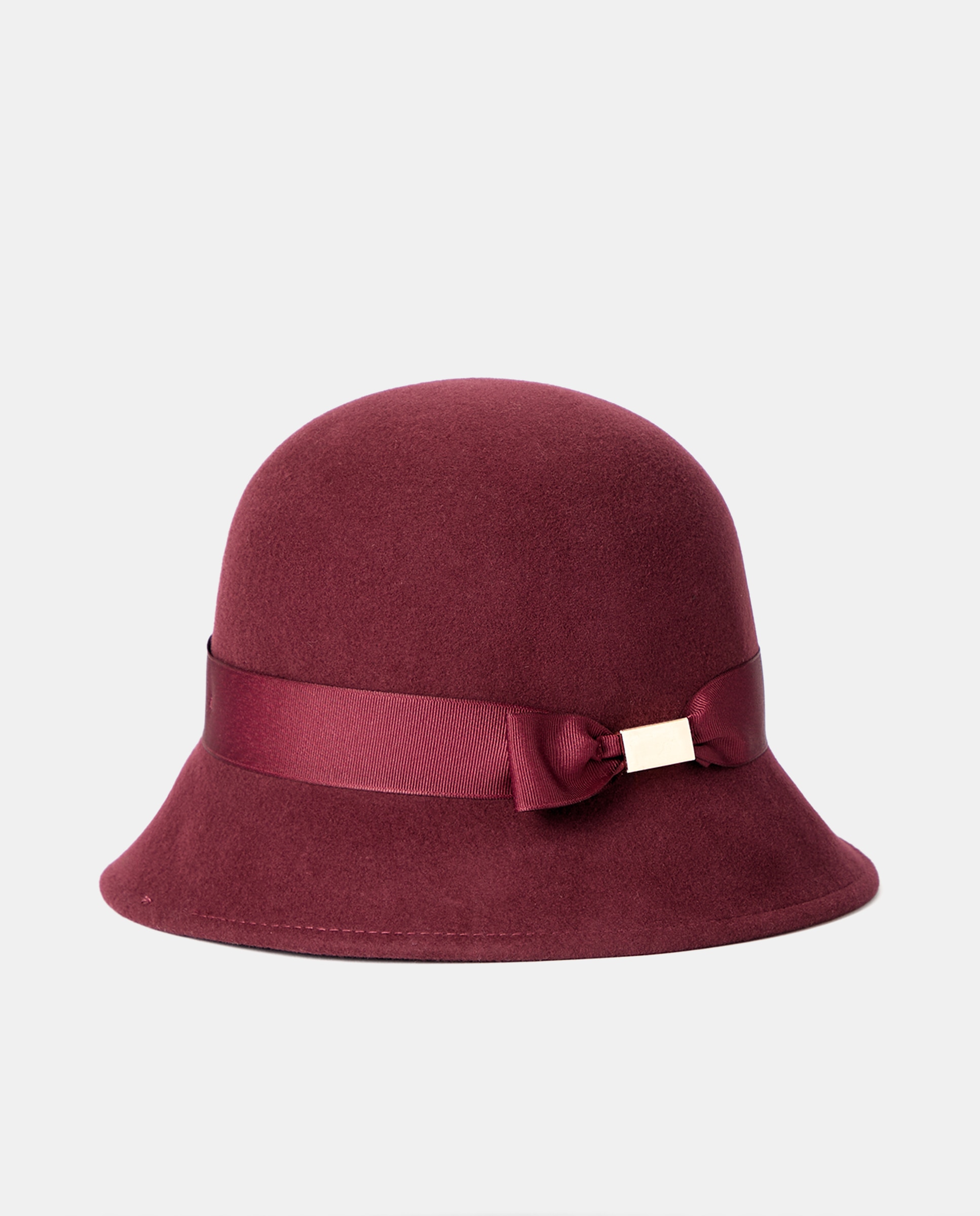 Imagem 0 de Cloche com Grosgrain e Lingote