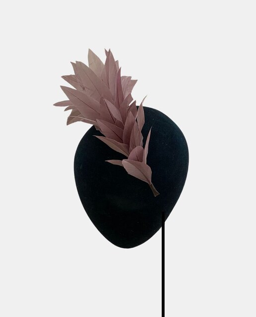 Diadema de plumas