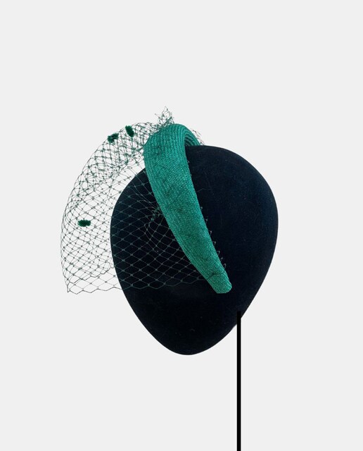 Diadema con velo