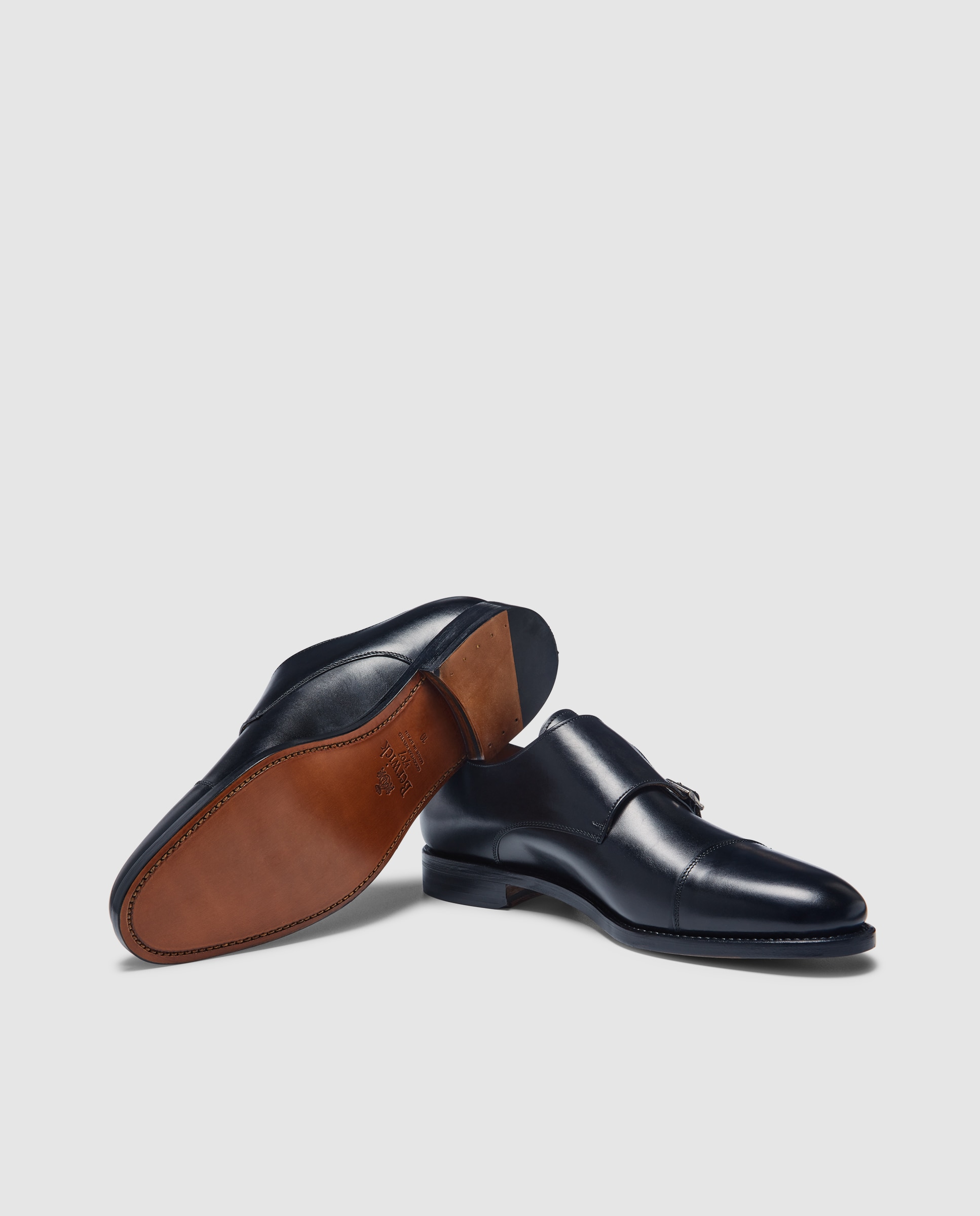 Sapatos Clássicos em Pele - Preto Preto-2