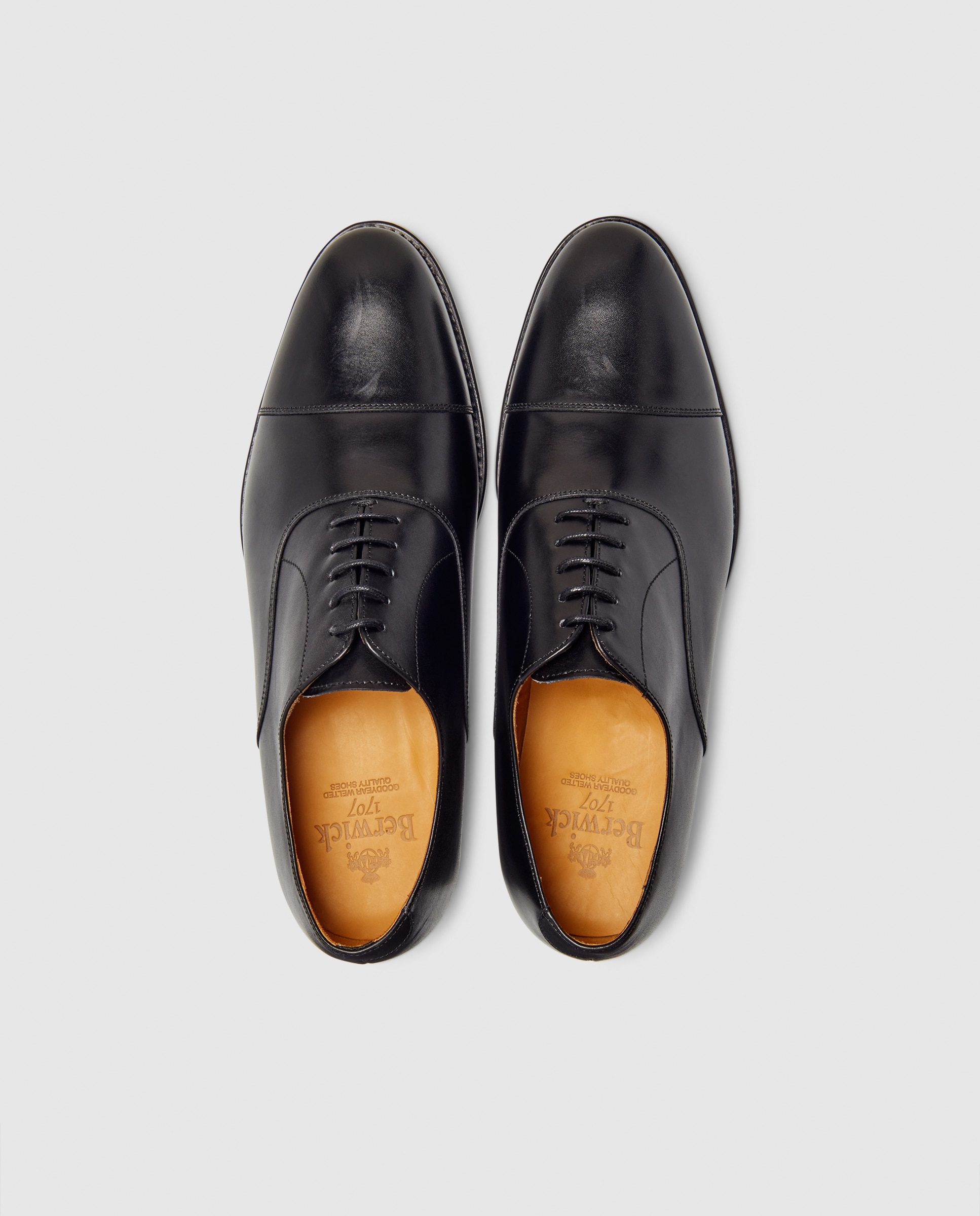 Sapatos de Atacadores em Pele - Preto Preto-4