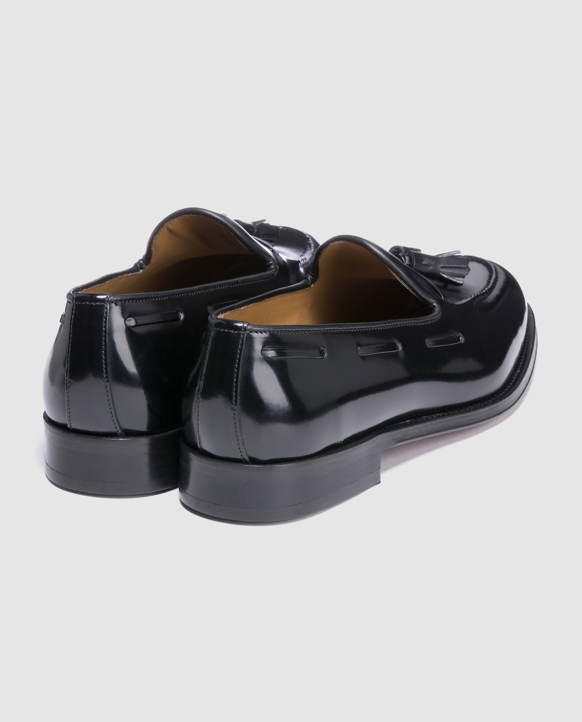 Mocassins de homem Castellano de pele com adorno de borlas Preto-3