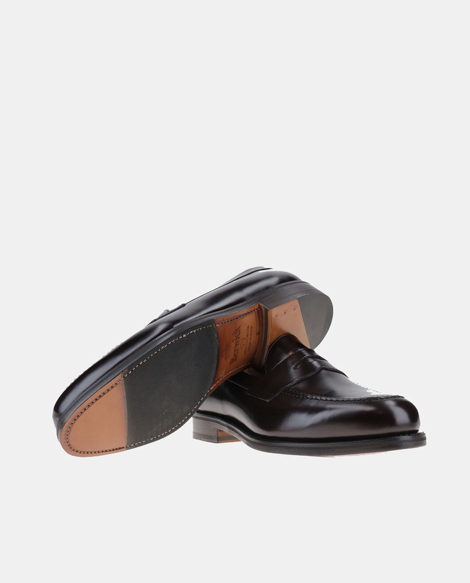 Mocassins com Adorno de Travessão, Sola Dainite e em Pele - Preto Castanho-2