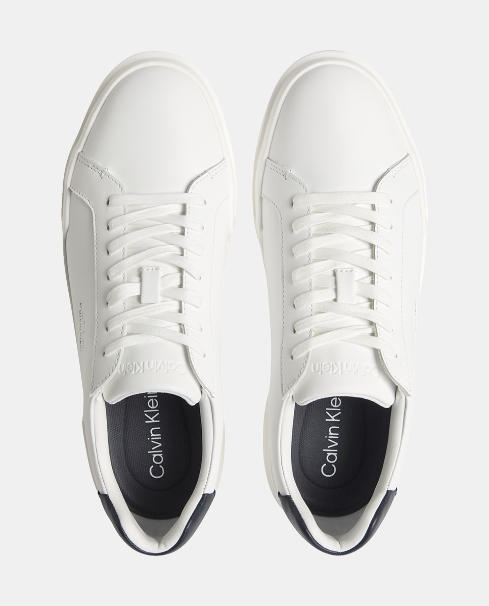 Sapatilhas em Pele Branco-3