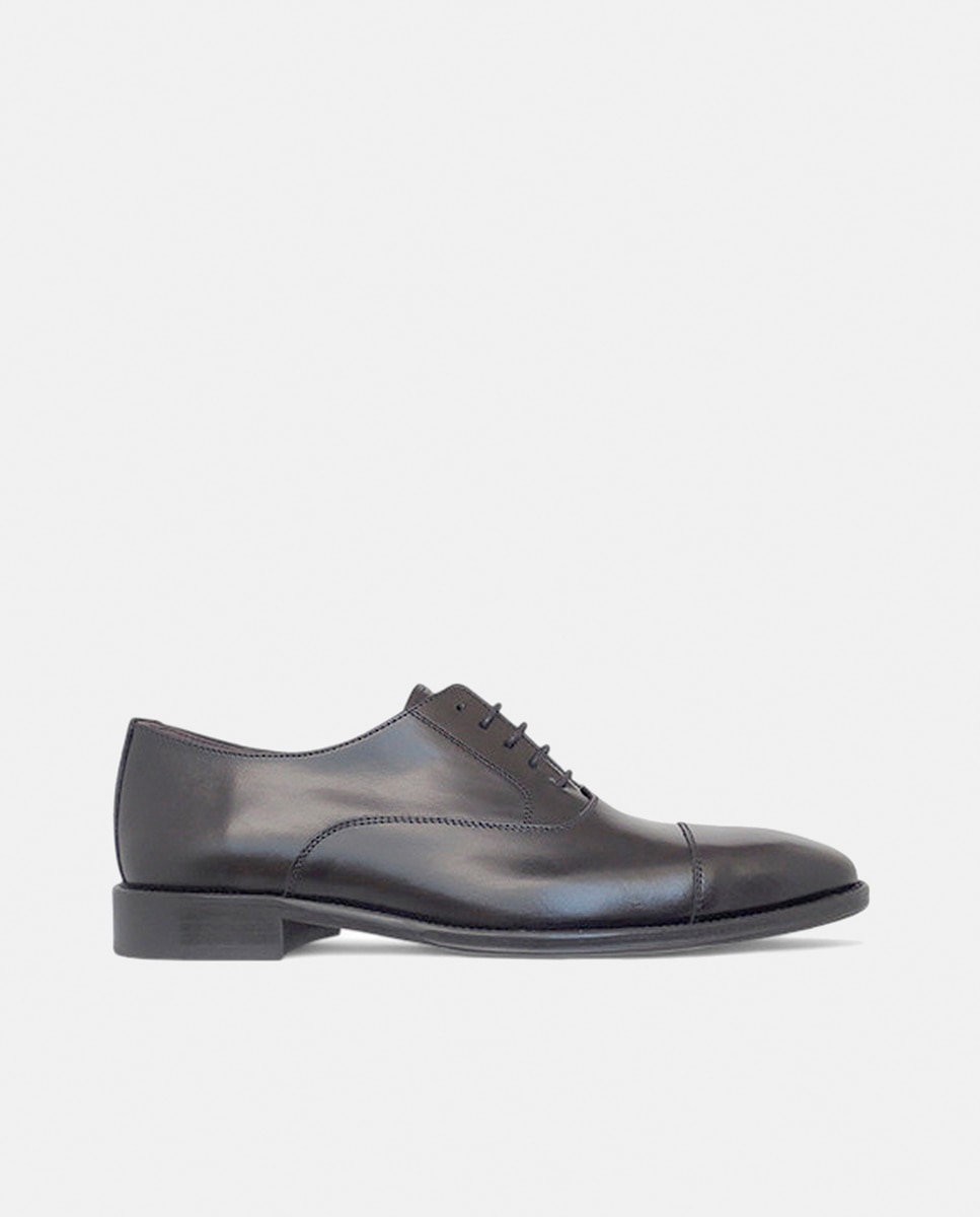 Imagem 0 de Sapatos Ingleses com Biqueira em Pele