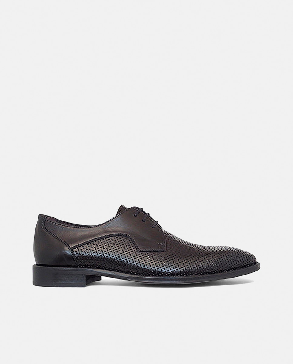 Imagem 0 de Sapatos Perfurados Tipo Bluchers em Pele