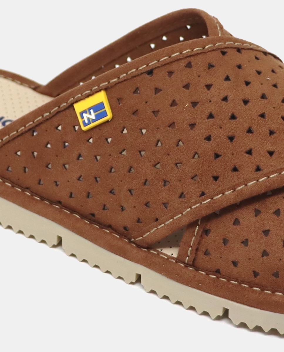 Chinelos de Quarto Castanho-5