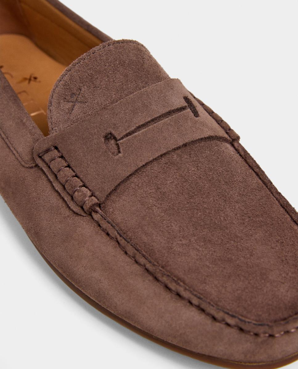 Mocassins de Camurça com Travessão Natural-5