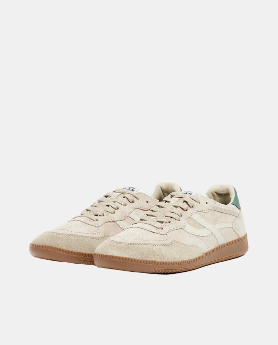Sapatilhas Casual de Inspiração Futsal em Nobuck com Sola de Borracha Natural-3