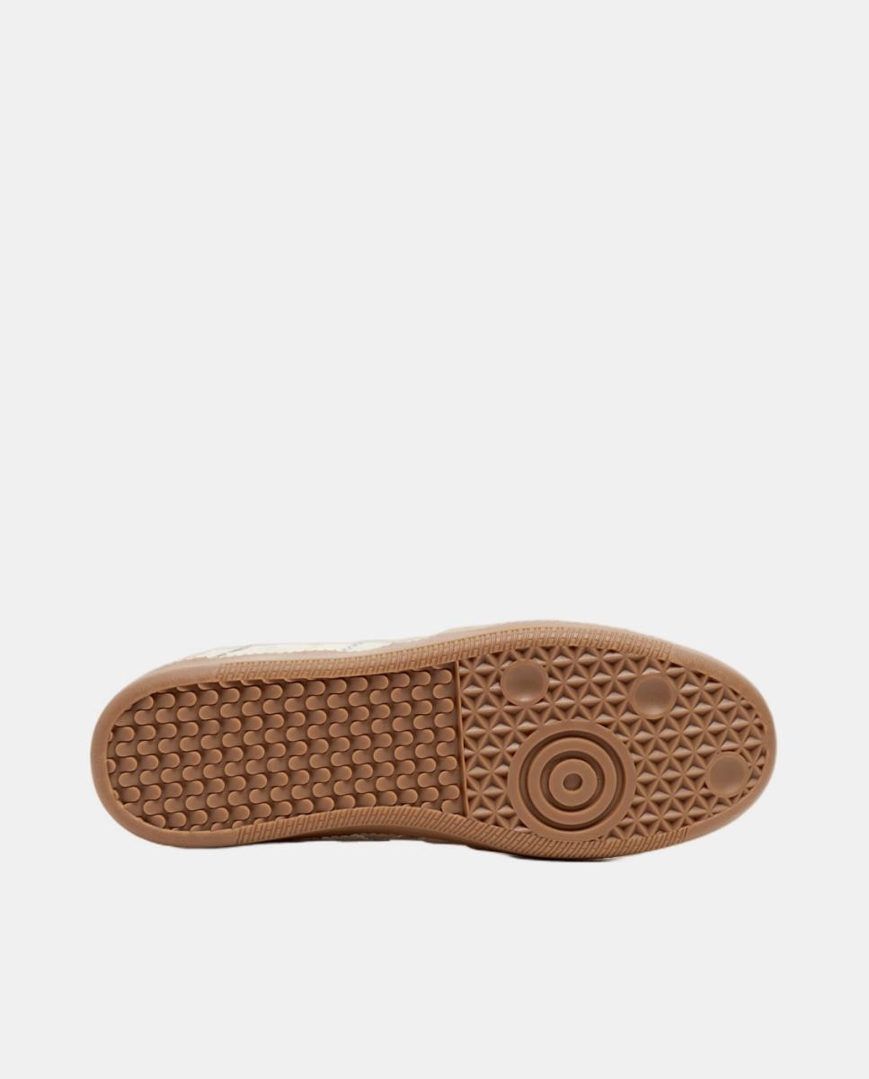 Sapatilhas Casual de Inspiração Futsal em Nobuck com Sola de Borracha Natural-6
