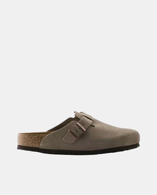 Zuecos Boston de hombre en piel con adorno de hebilla