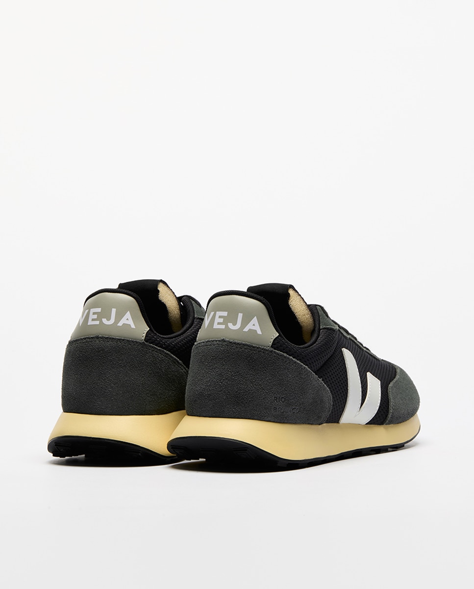 Zapatilla de hombre, modelo rio branco, de alveomesh, con cordones - Veja - Negro Negro-2