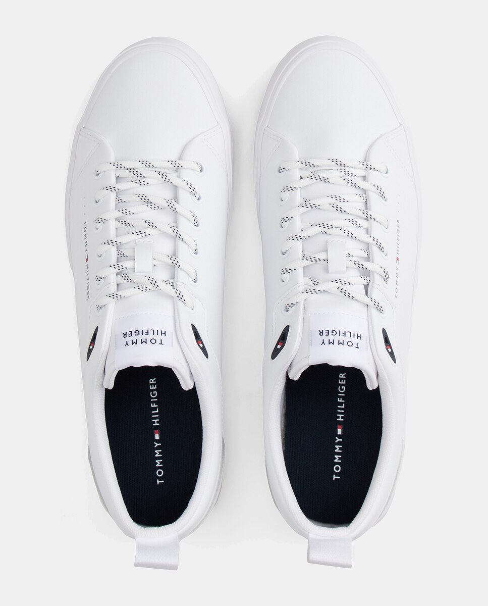 Sapatilhas em Pele com Sola Dentada Branco-3