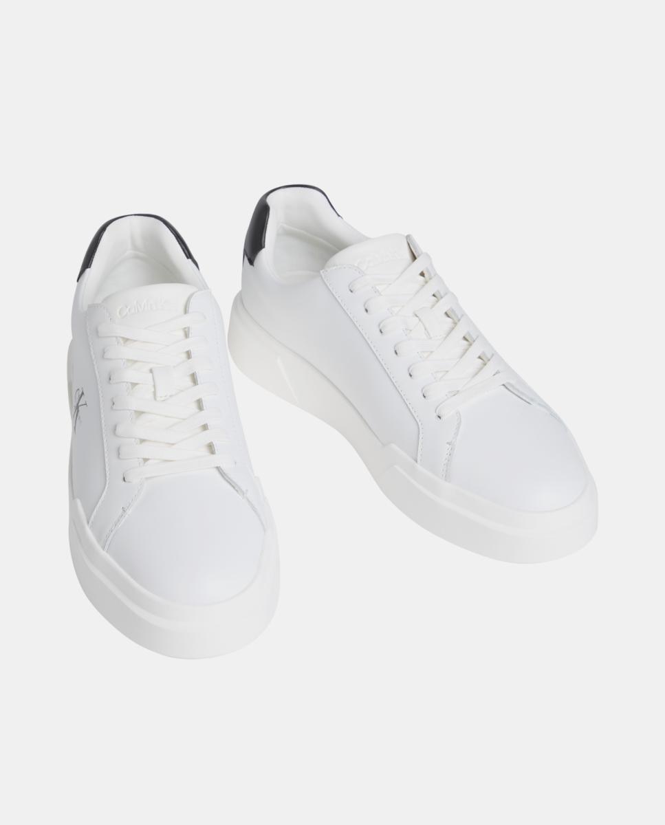 Sapatilhas em Pele Branco-3