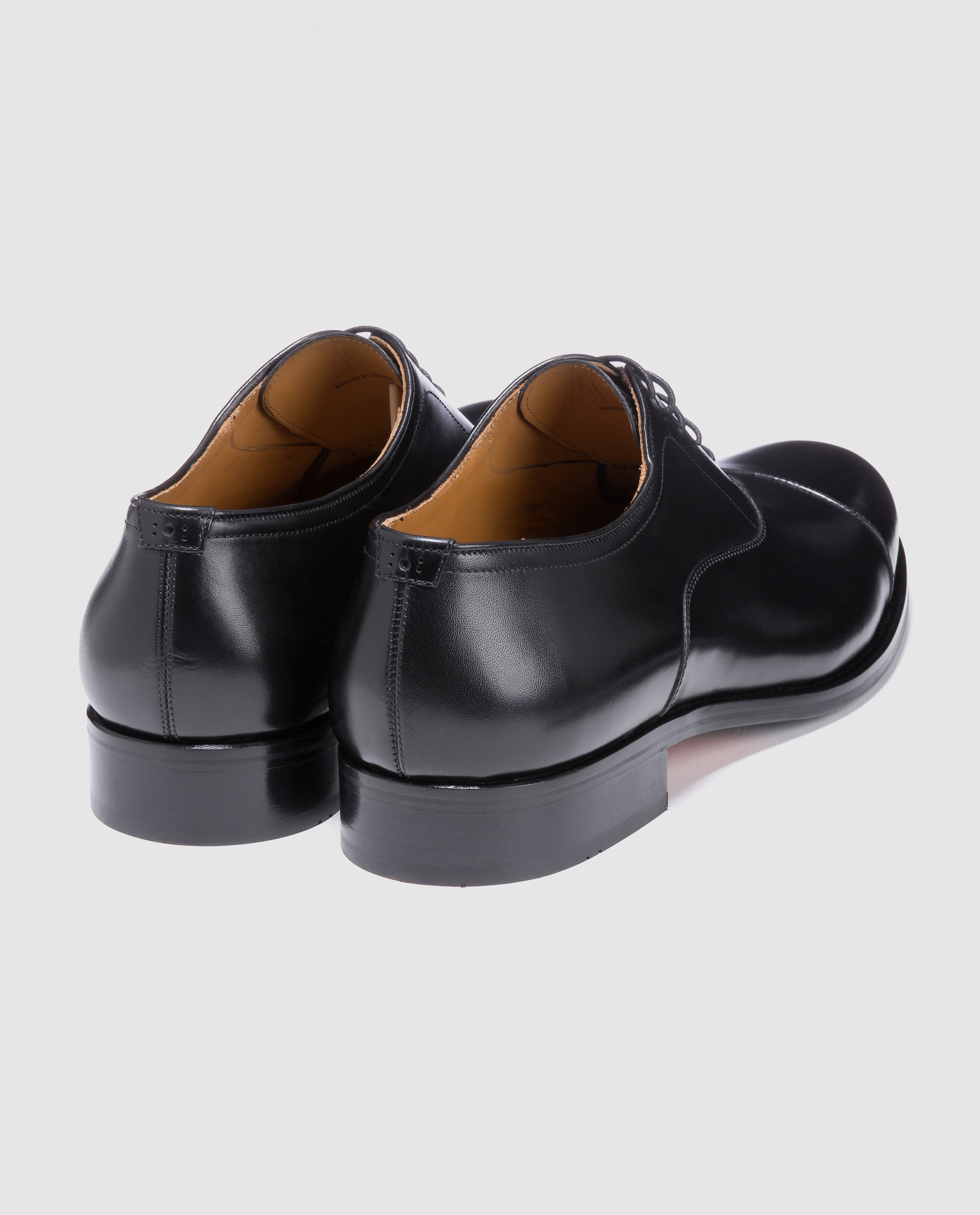 Sapatos de atacadores de homem Magnanni pretos em pele Preto-3