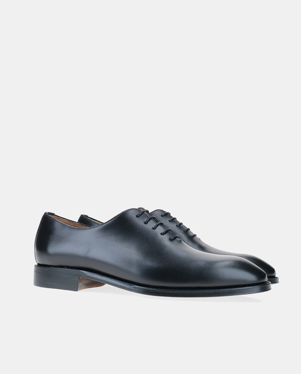 Imagem 0 de Sapatos de Atacadores Estilo Inglês com Pala Lisa, Biqueira Redonda e em Pele - Preto