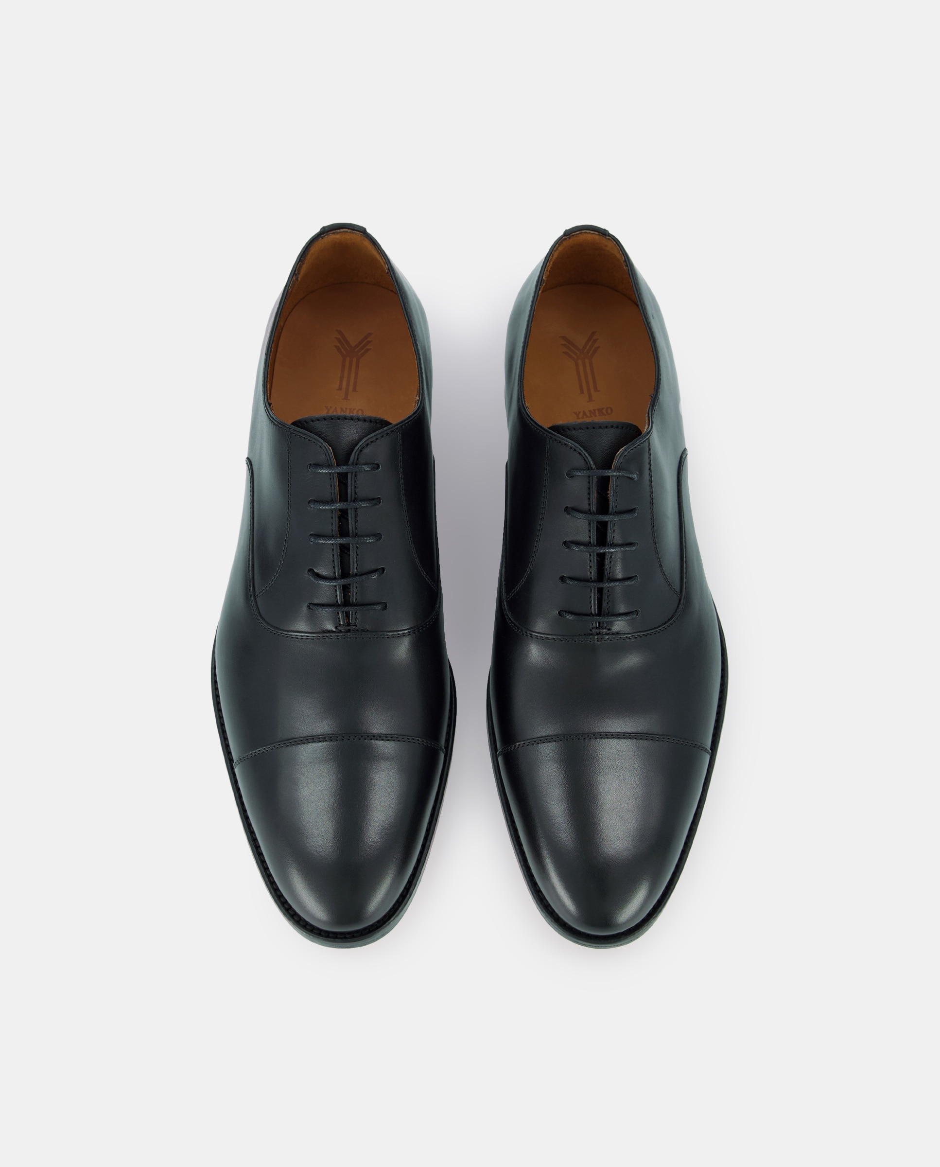 Sapatos de Atacadores Tipo Inglês com Biqueira Direita de Couro e em Pele - Preto Preto-4