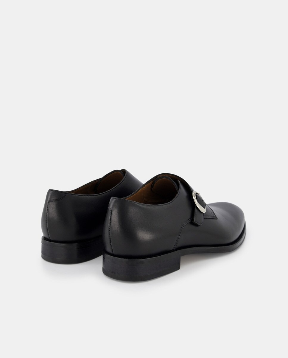 Sapatos em Pele Lenox com Fivela Preto-3
