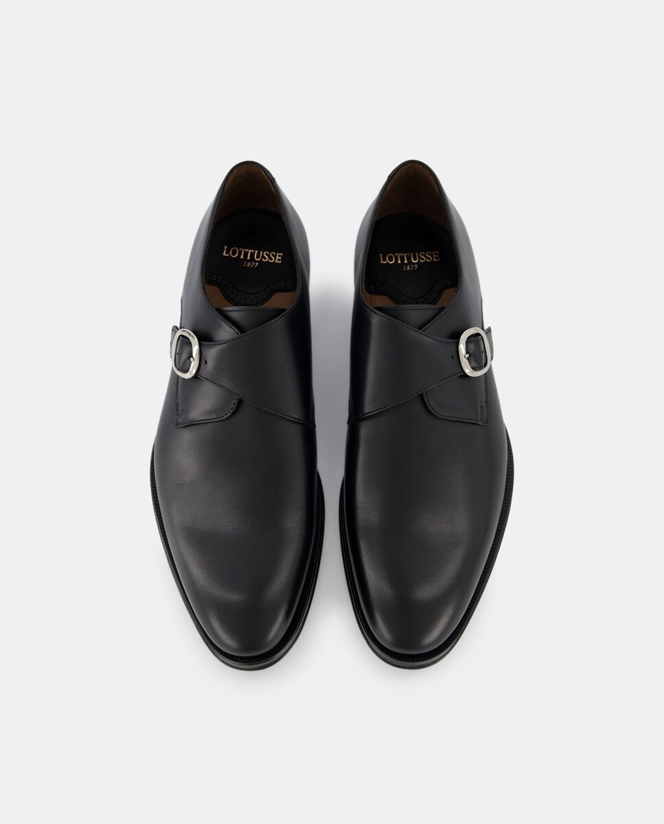 Sapatos em Pele Lenox com Fivela Preto-4