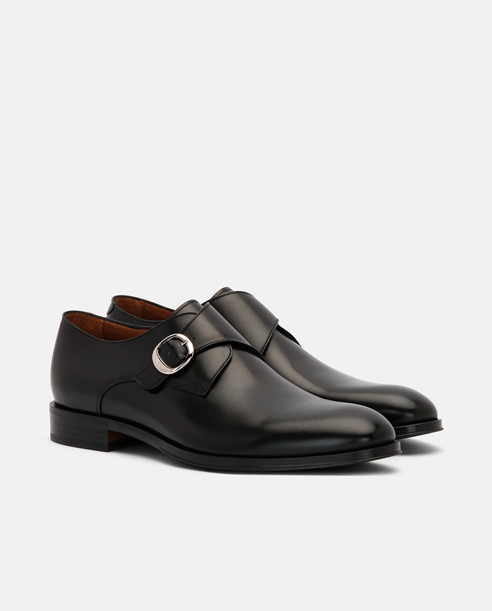 Sapatos em Pele Lenox com Fivela Preto-7