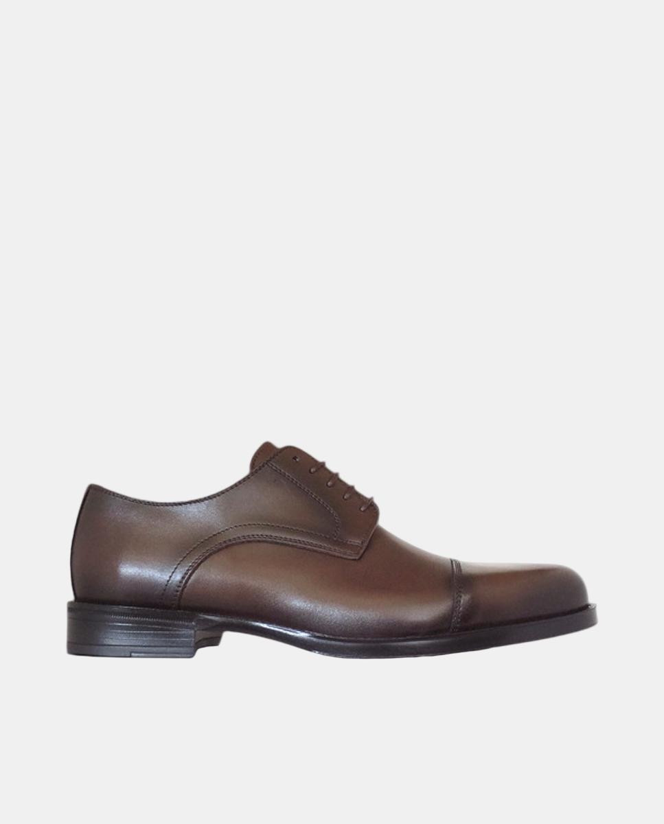 Imagem 0 de Sapatos Tipo Bluchers com Biqueira em Pele