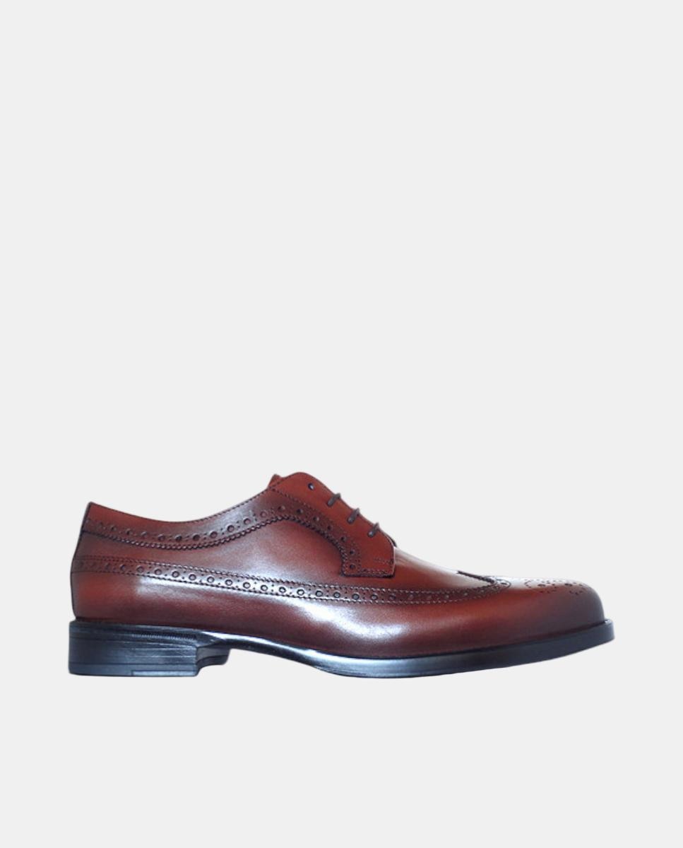 Imagem 0 de Sapatos Tipo Bluchers em Pele com Pala Vega