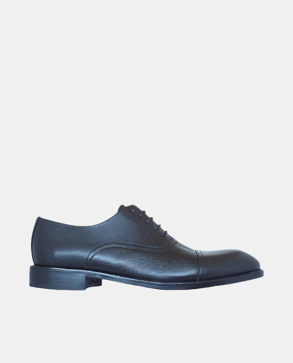Imagem 0 de Sapatos Ingleses com Biqueira em Pele