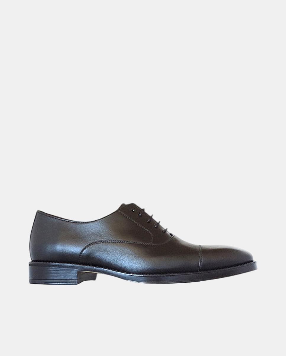 Imagem 0 de Sapatos Ingleses com Biqueira em Pele