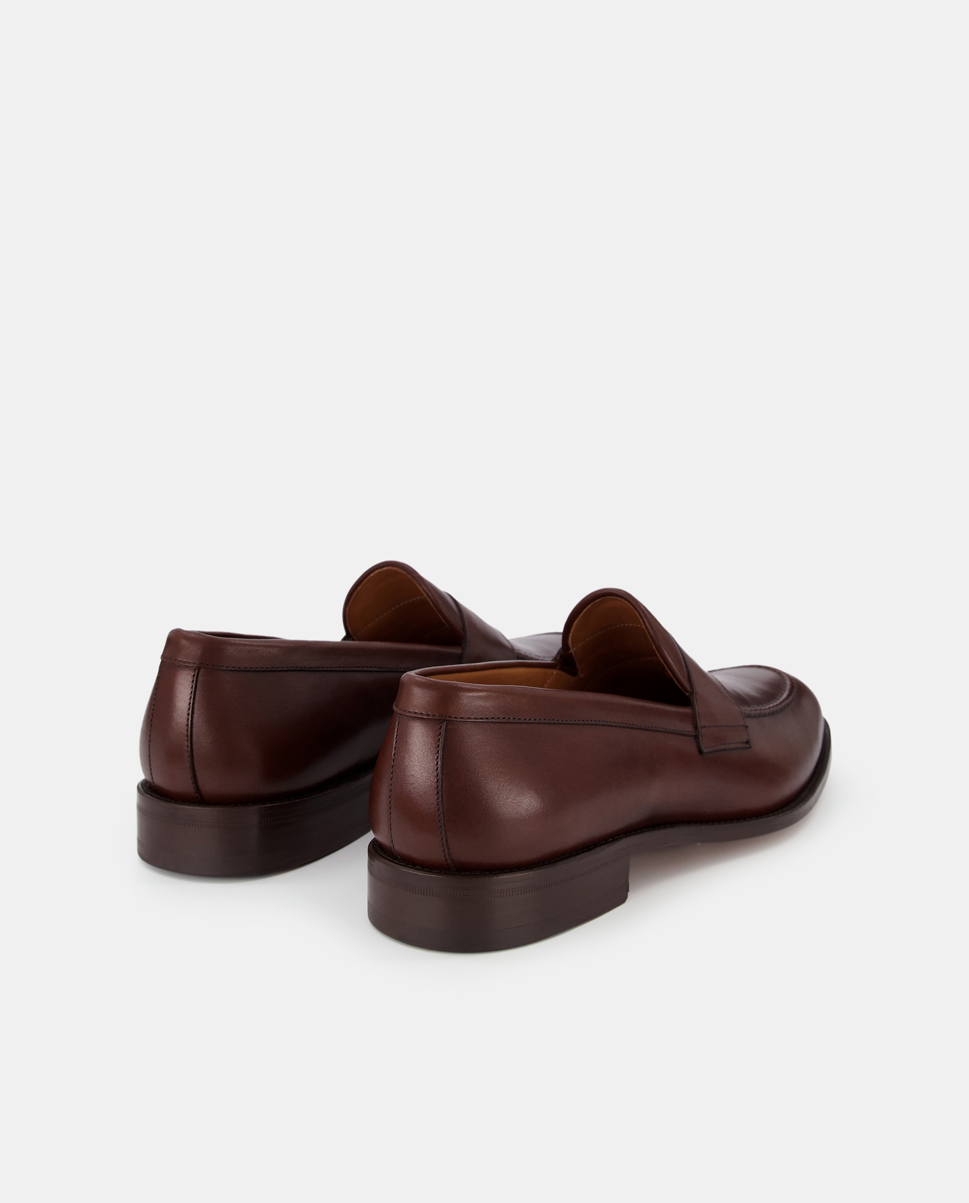 Mocassins com Detalhe de Travessão, Sola de Couro e em Pele - Castanho Castanho-3