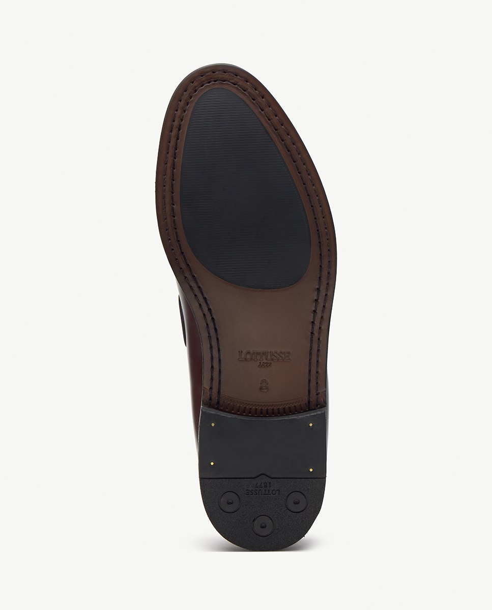 Mocassins com Borlas em Pele Class Castanho-6
