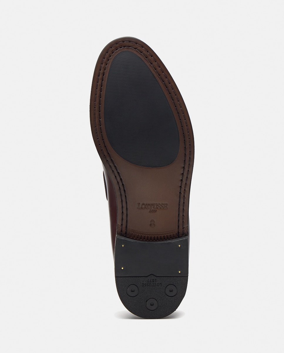 Mocassins com Borlas em Pele Class Castanho-12