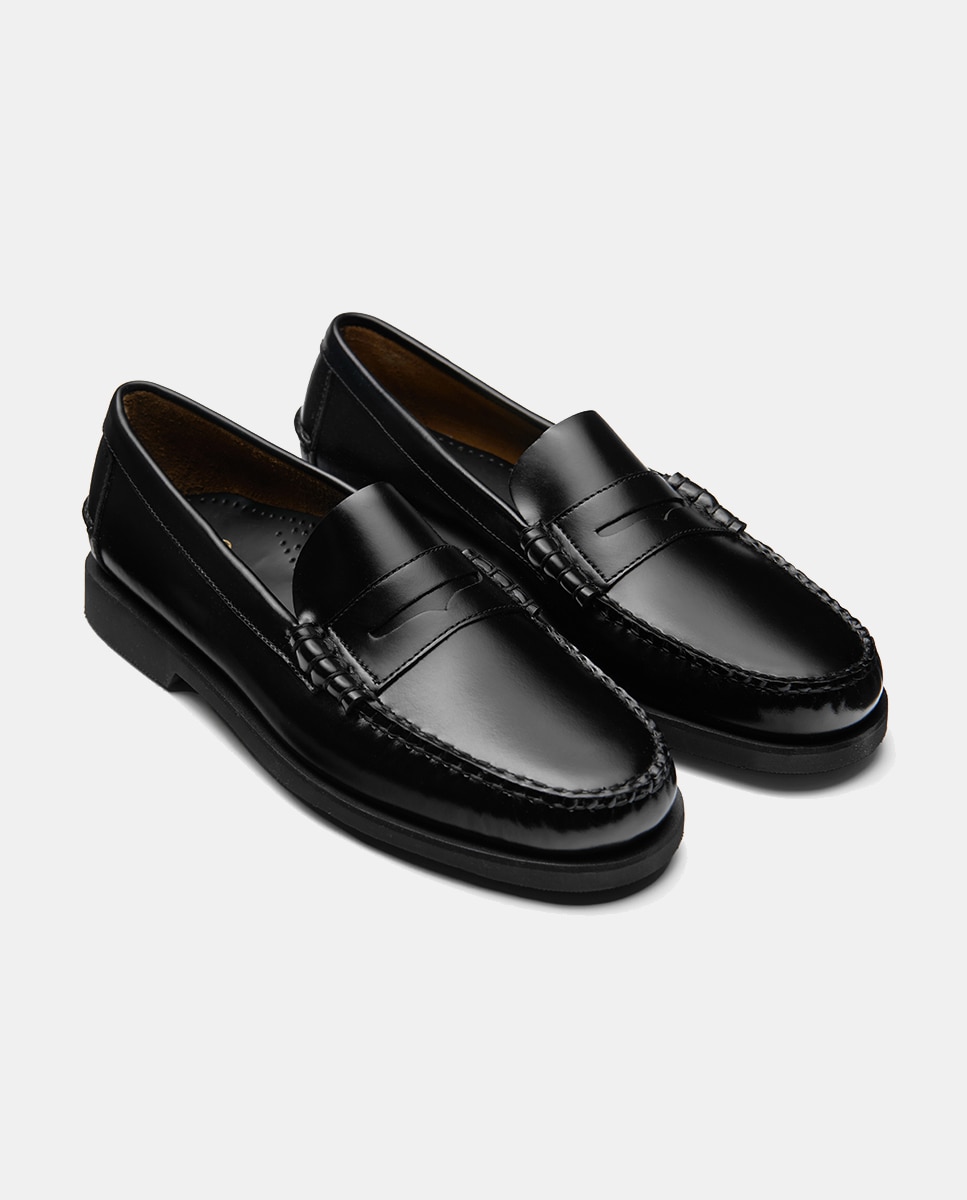 Mocassins em Pele com Sola de Borracha Preto-6