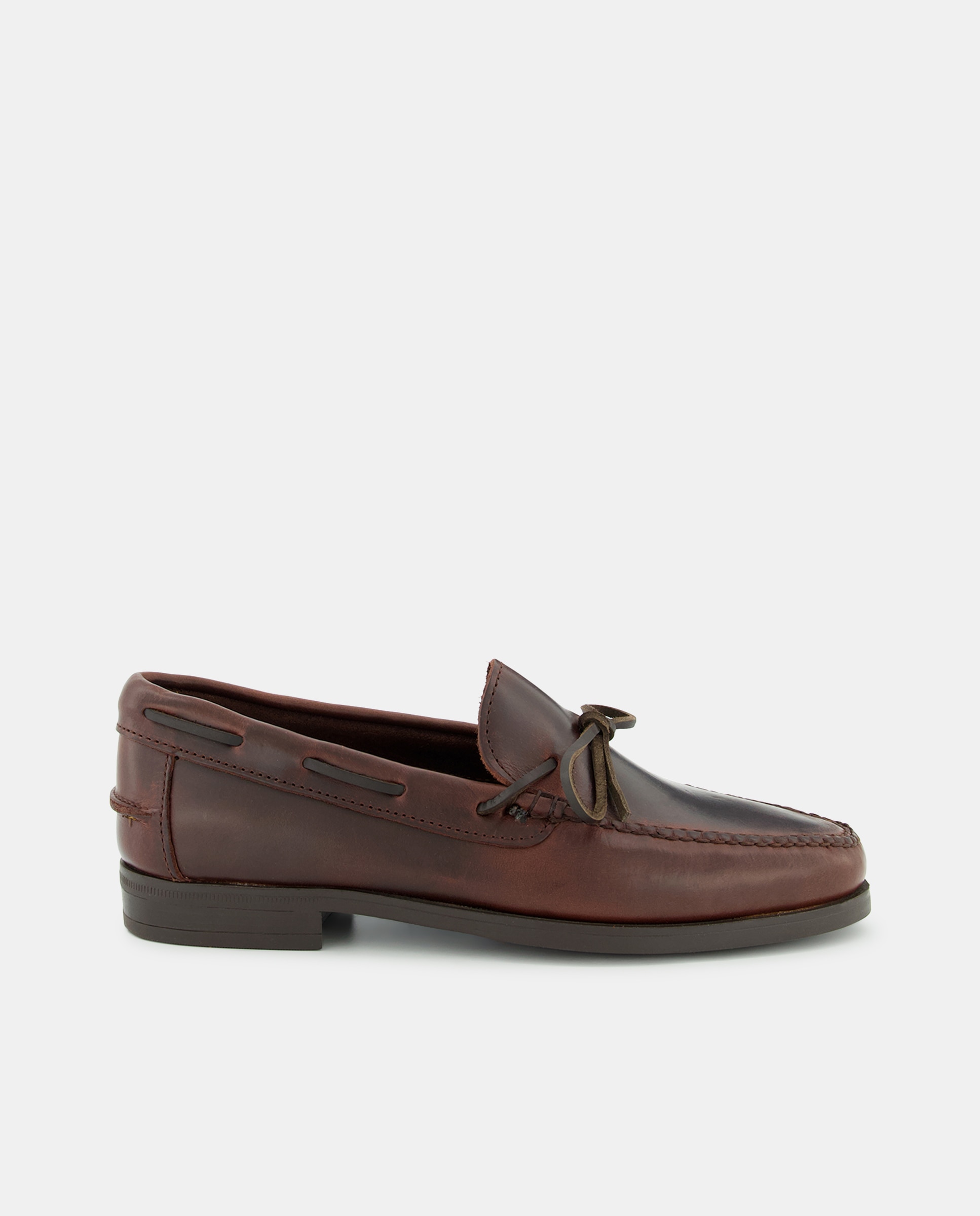 Imagen 0 de Mocasines de hombre en marrón oscuro con adorno de lazo y suela de goma Marrón oscuro
