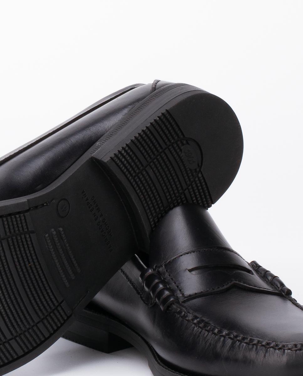 Mocassins Ciclon com Travessão e Sola de Borracha - Preto Preto-4