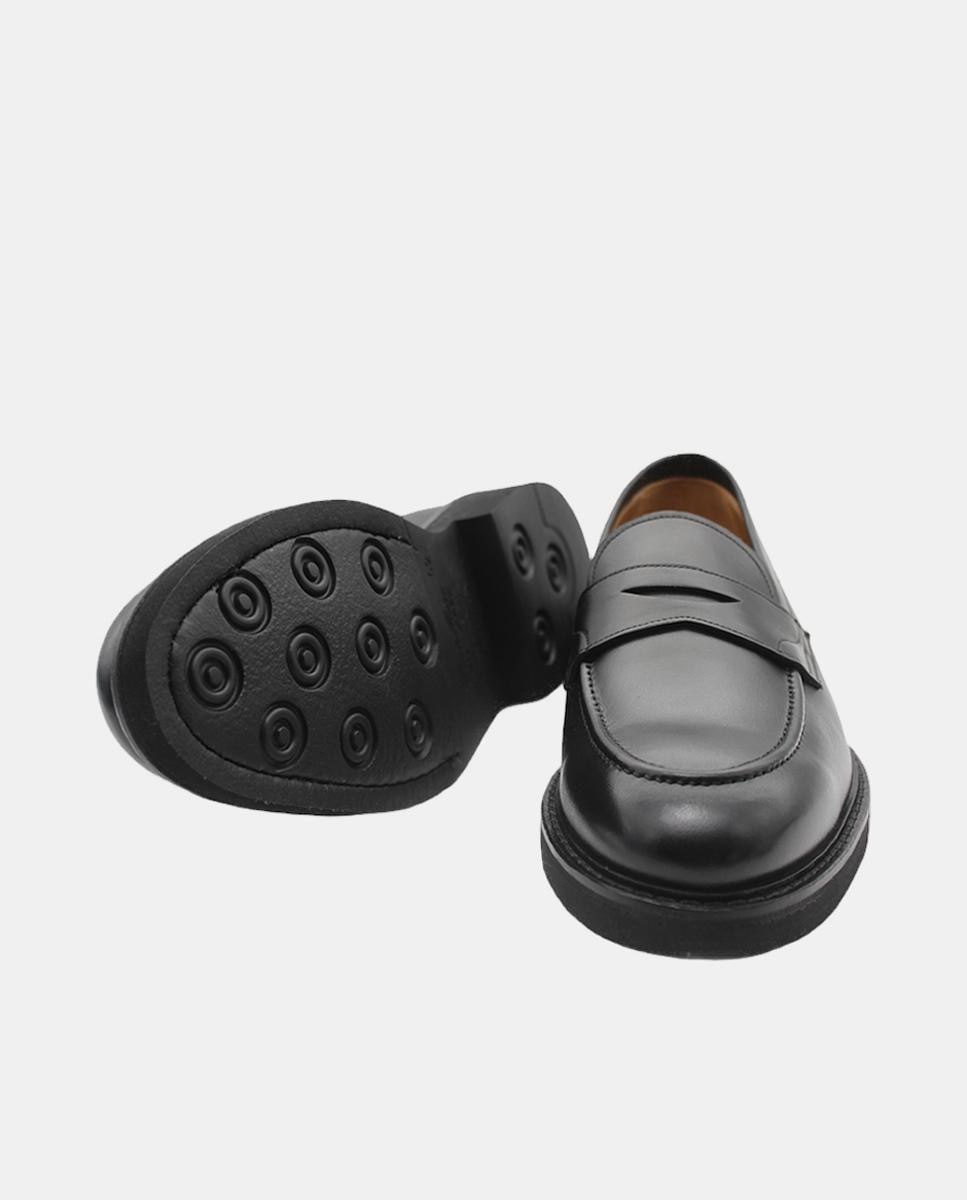 Mocassins em Pele com Fita Preto-4